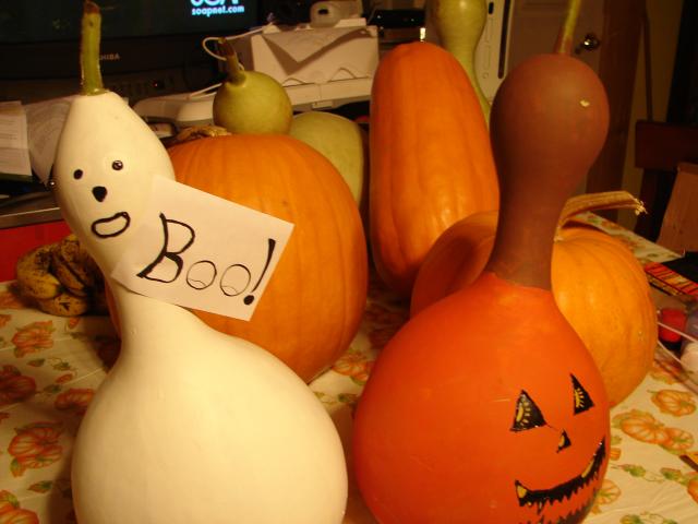 6981_decorated_bottle_gourds_010.jpg