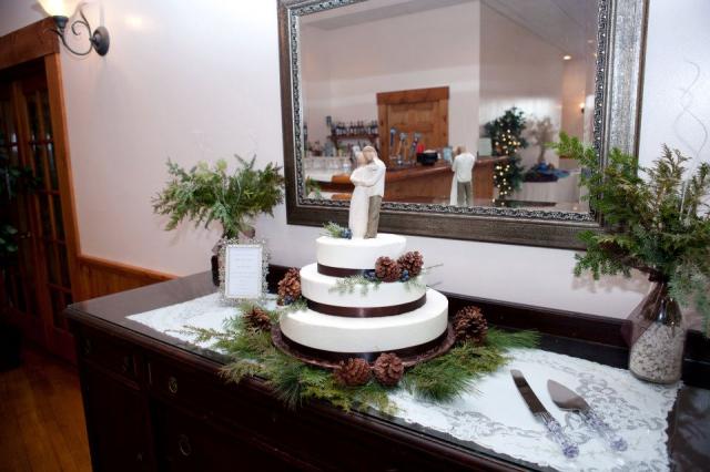 8199_katie_wedding_cake_2.jpg