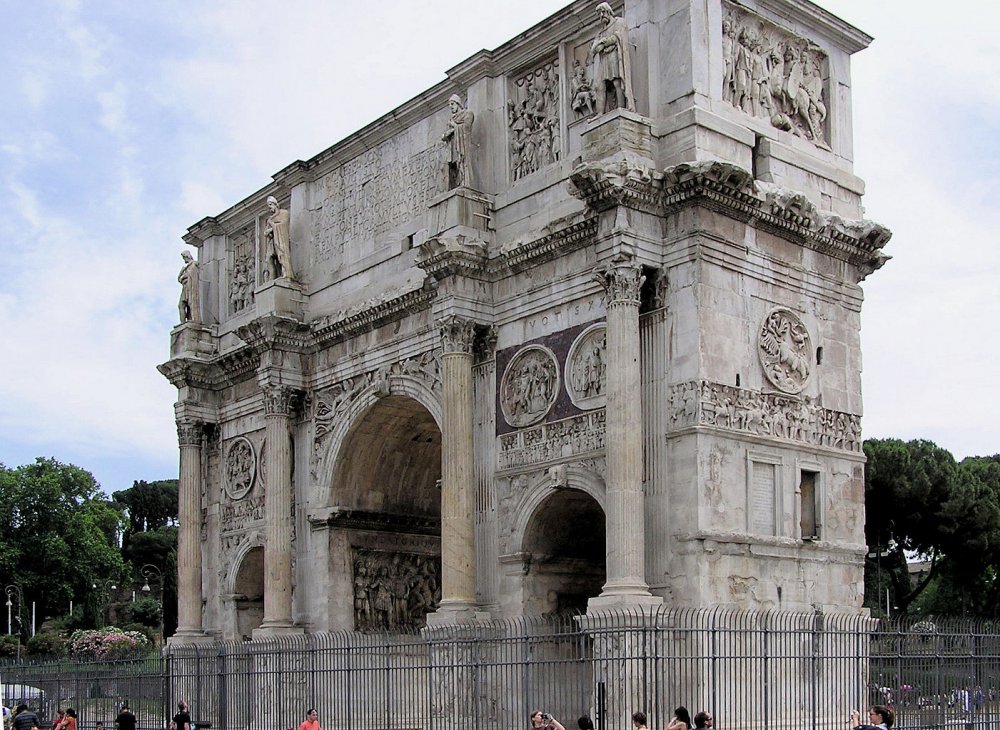 1401px-Arch.of.constantine.threequarter.view.arp.jpg