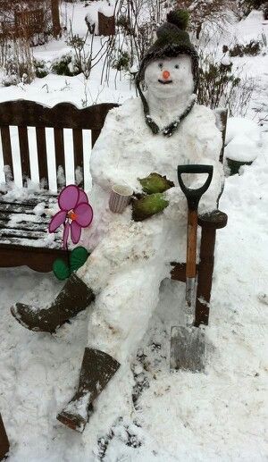 6090c8b3e9ce173966038ce1839a3eb4--funny-snowman-make-a-snowman.jpg