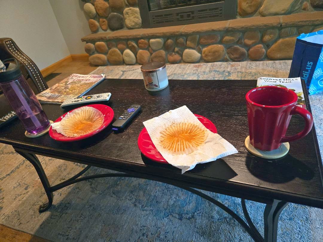 Coffee with banana nut muffins at White Tail, #1.jpg