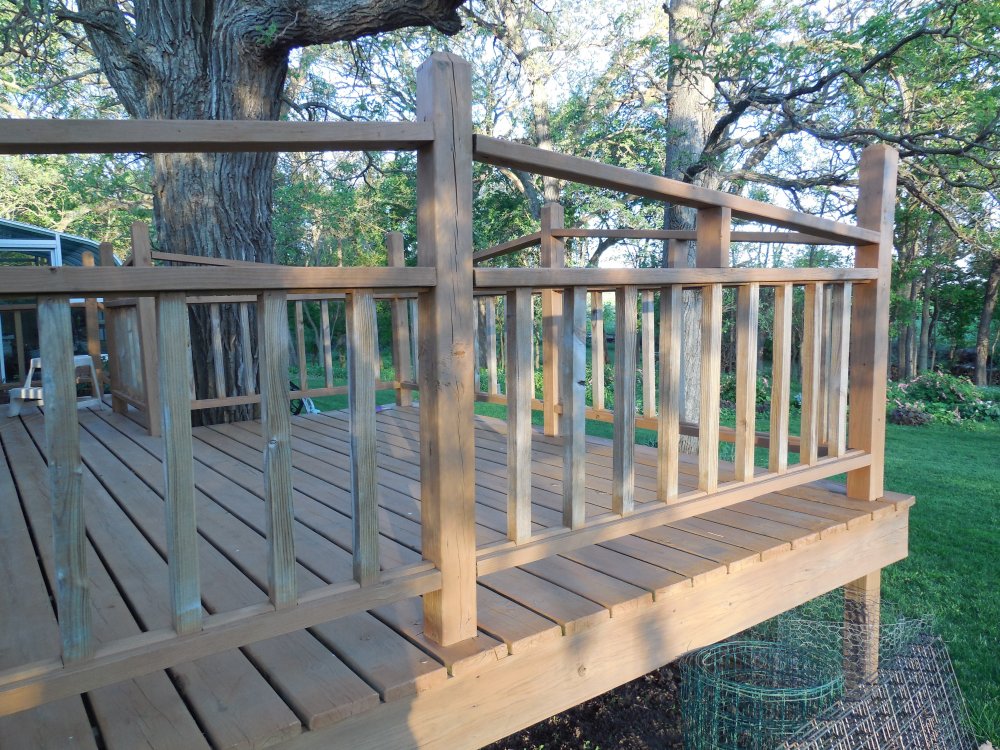 deck2.JPG