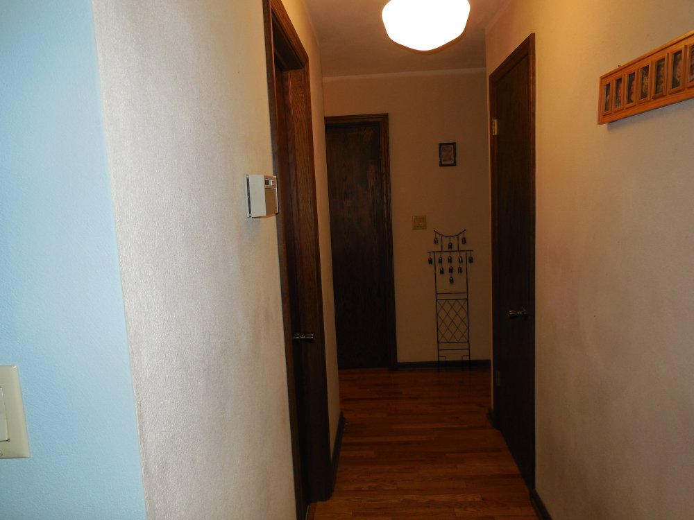 hall1.JPG