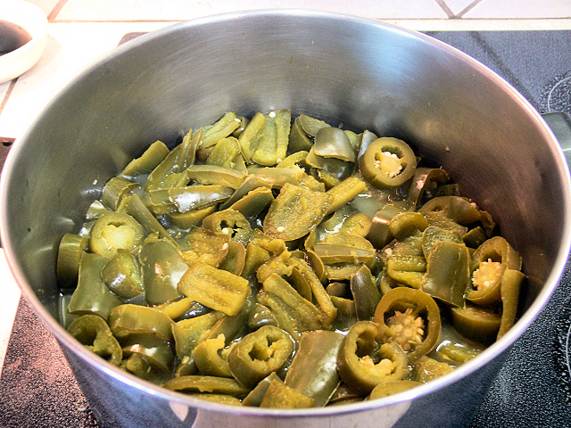 Jalapeno_Sauce_2.jpg