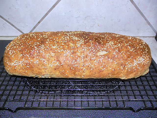 Rolled_Wheat_Bread.jpg