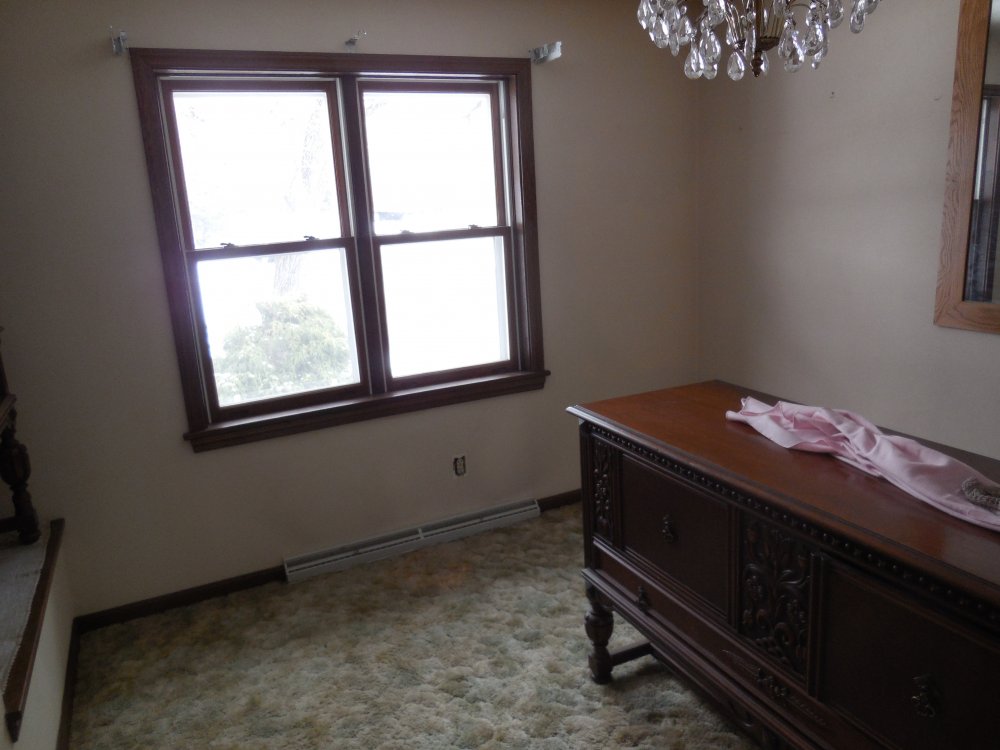room1.JPG