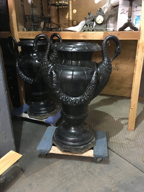 vases.jpg