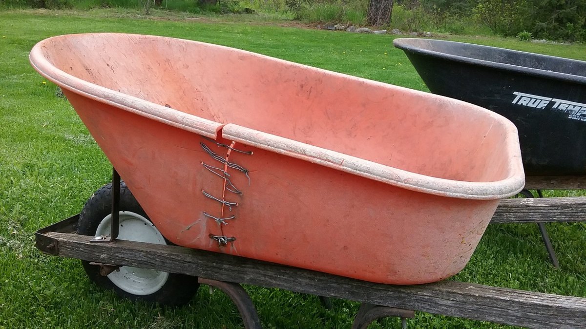 wheelbarrow4.jpg
