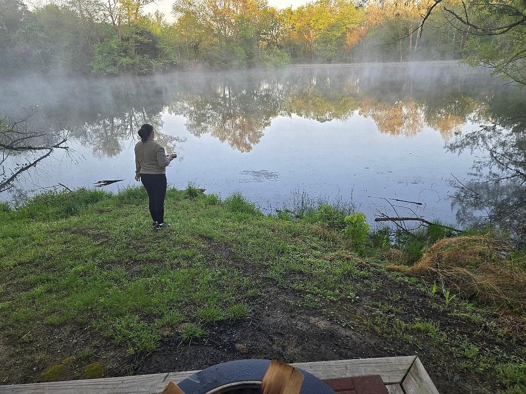 White Tail mist on the pond, 04-20-26, #2.jpg