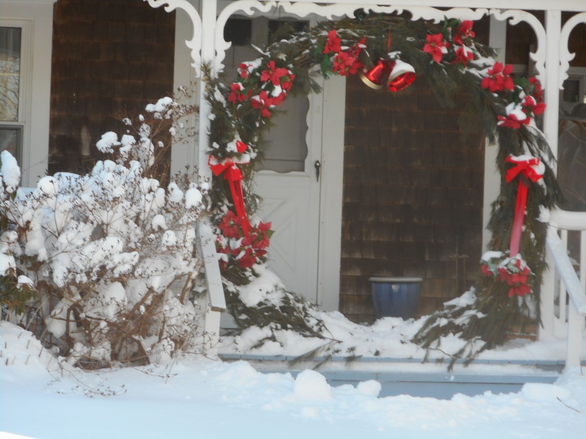 wreath 2016.jpg