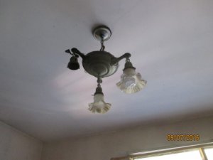 chandelier 2.JPG