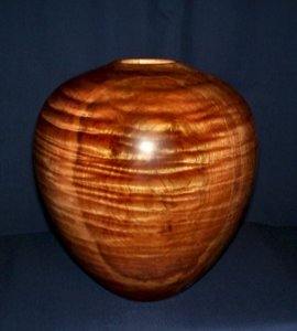 fiddleback_maple_vase_4733.jpg