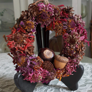 Dried-Zinnia-Mini-Wreath-1.png