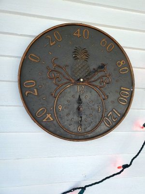 Porch themometer, 02-15-23, #2.jpg